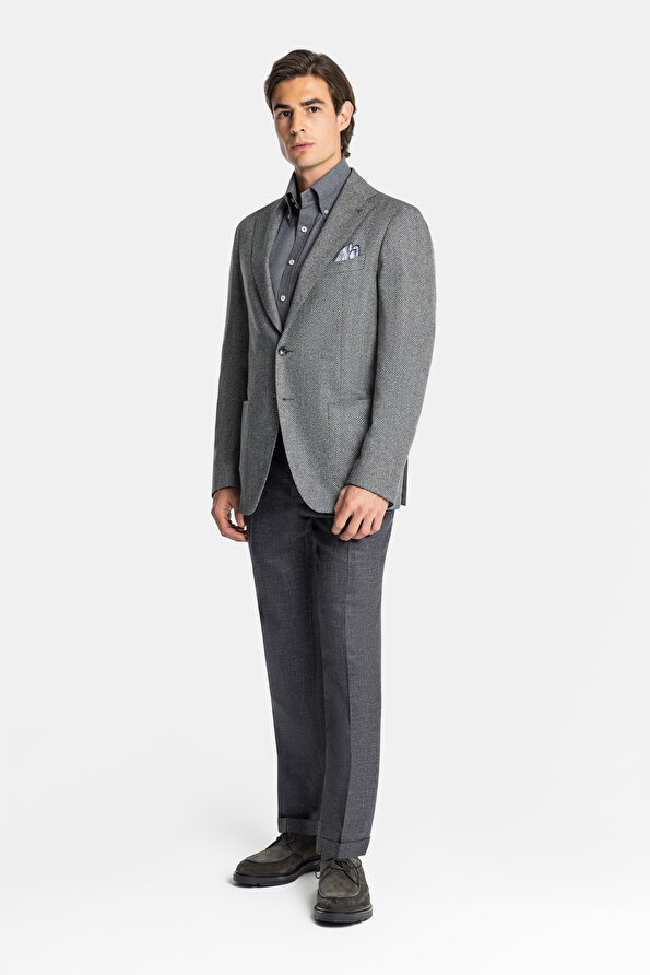 GREY JACKET