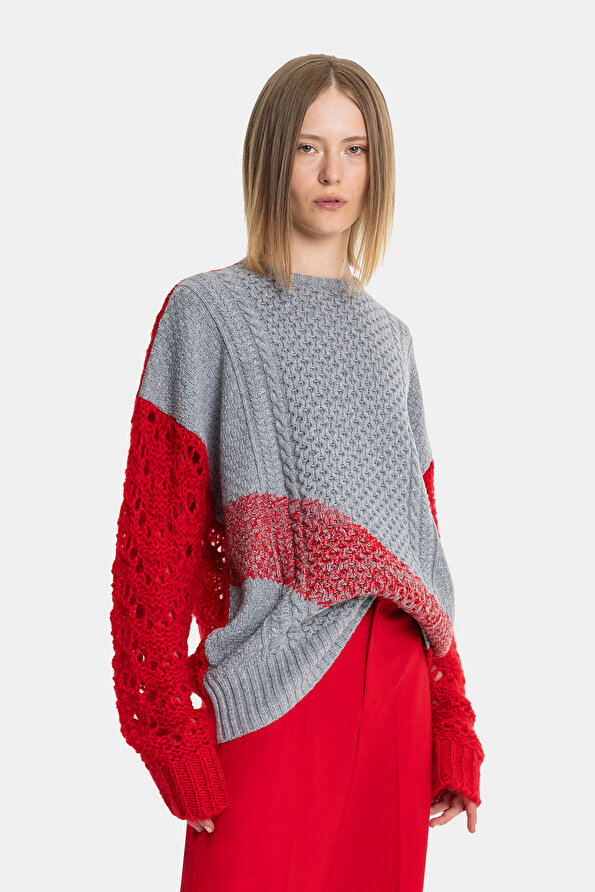 RED BASIC / ROUND NECKLINE TRICOT