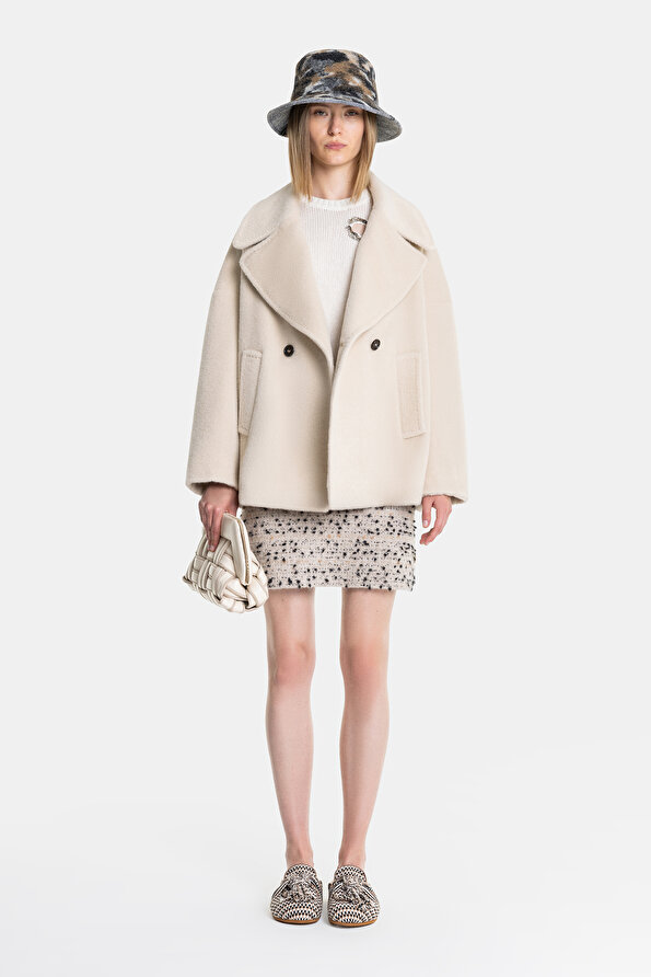 BEIGE REEFER JACKET