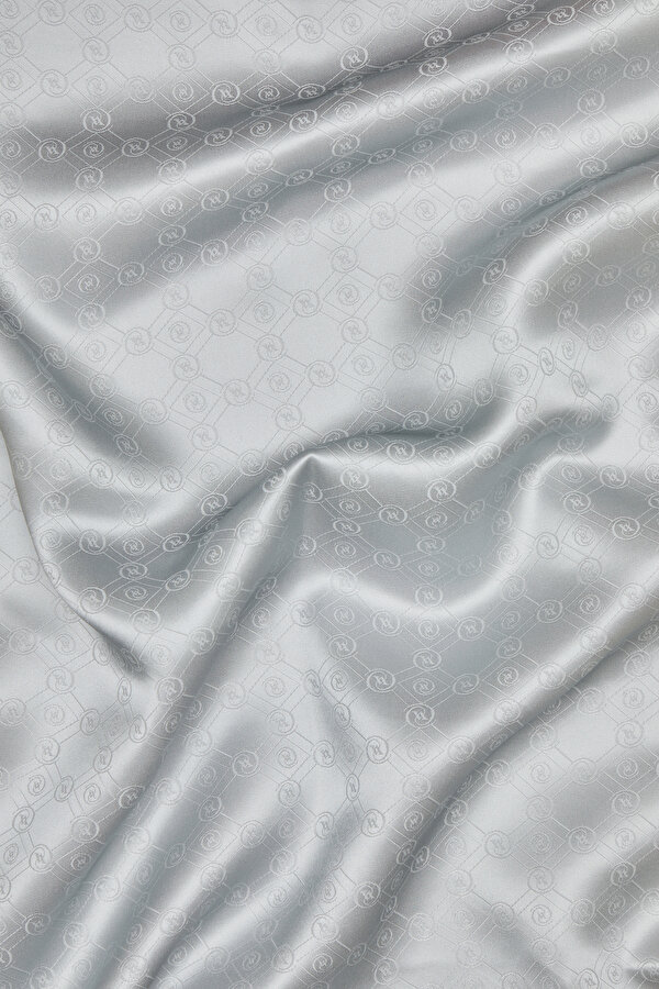 SILVER OBJECT DESIGN JAQUARD SHAWL 2