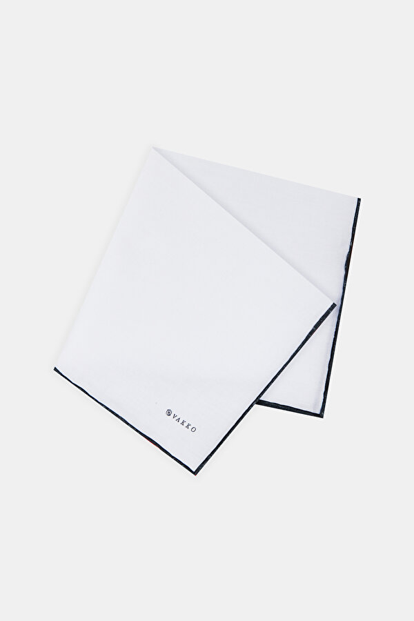 HANDKERCHIEF 2