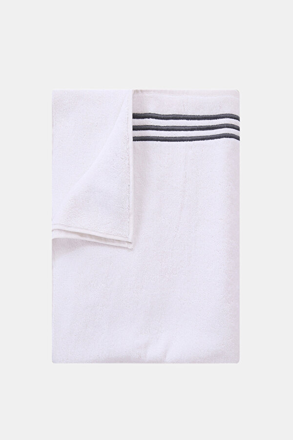 TOWEL 6