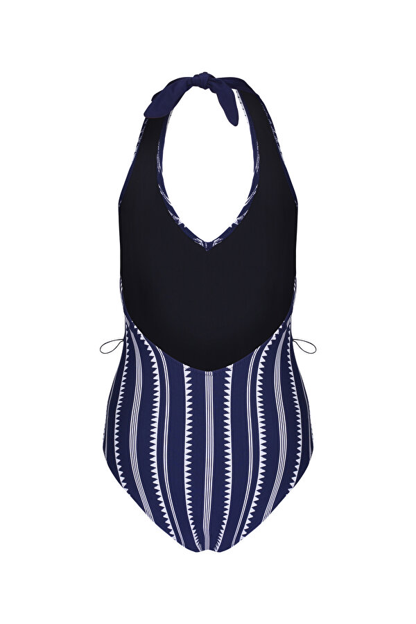 SWIMSUIT 2