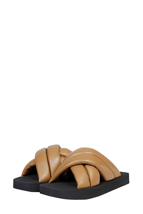 SLIPPER