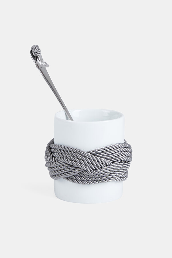 CUP WITH SPOON