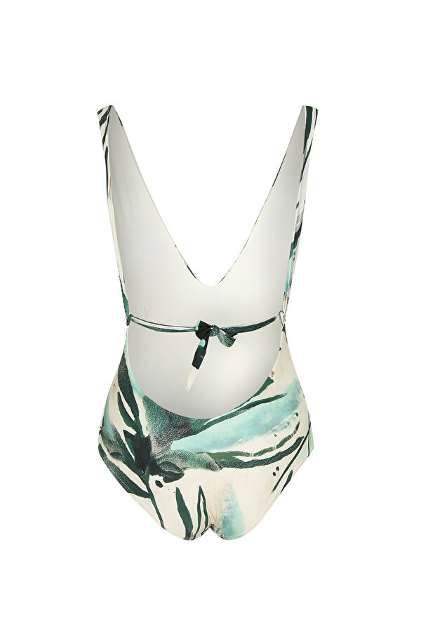 SWIMSUIT 2