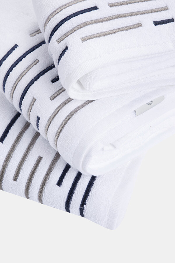 TOWEL 2