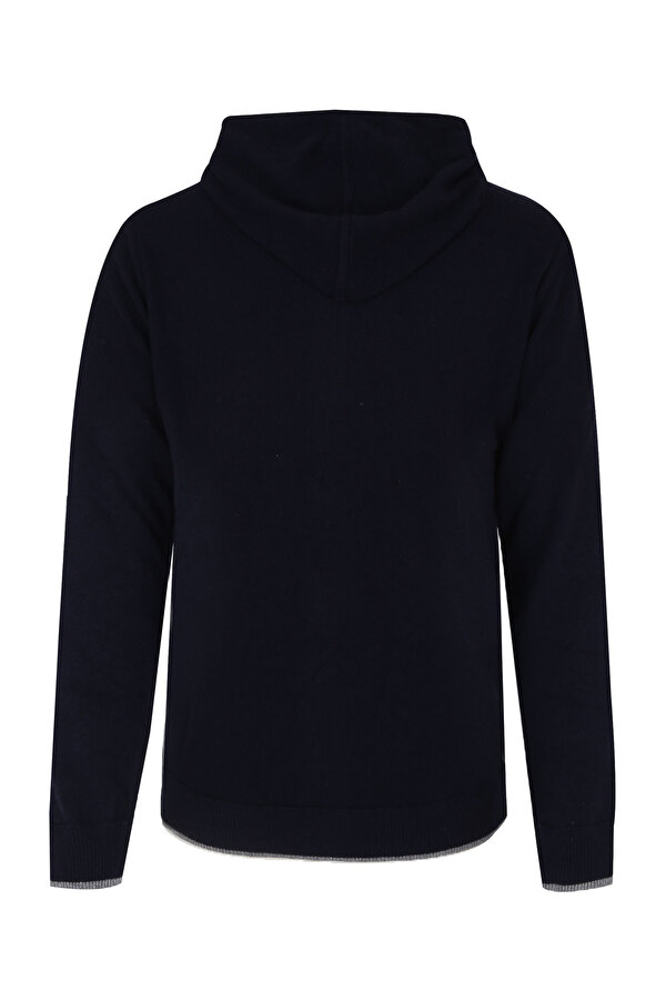KNITWEAR 2