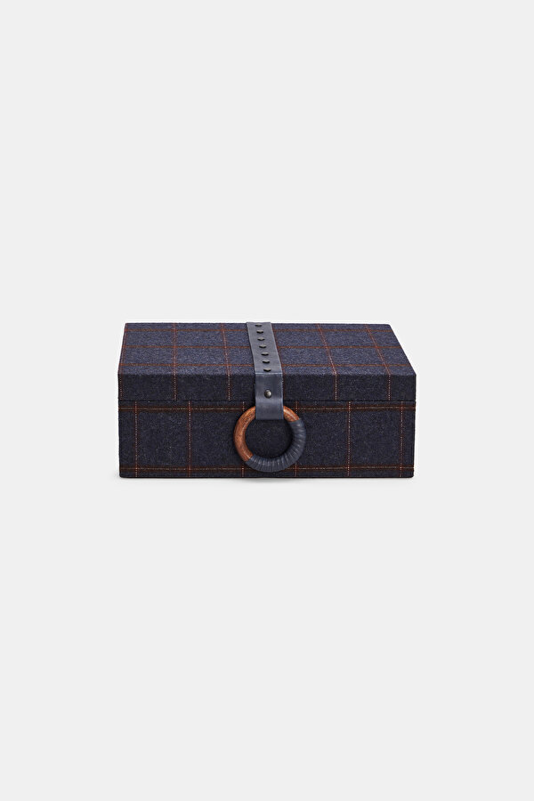 DECORATIVE BOX