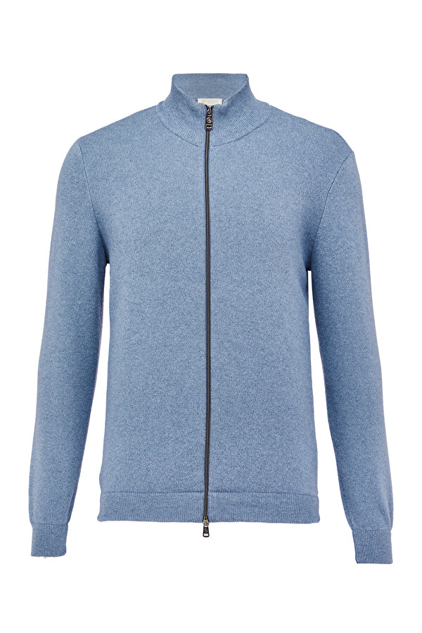KNITWEAR