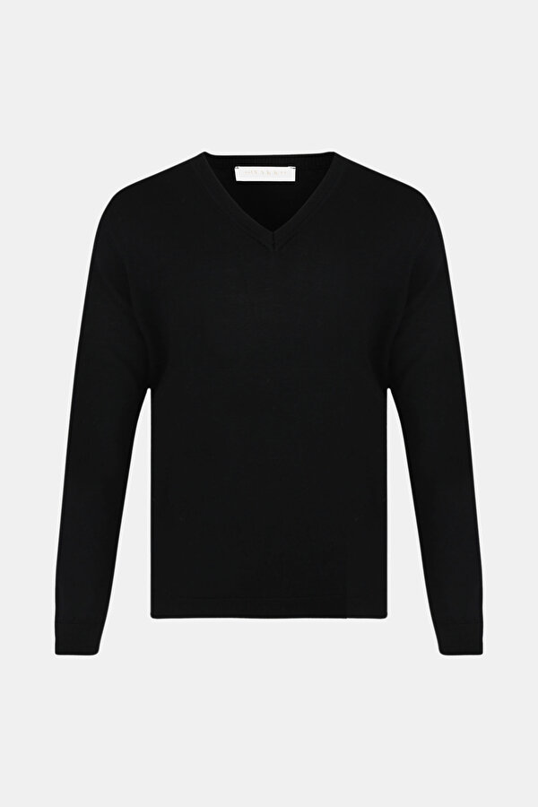 KNITWEAR