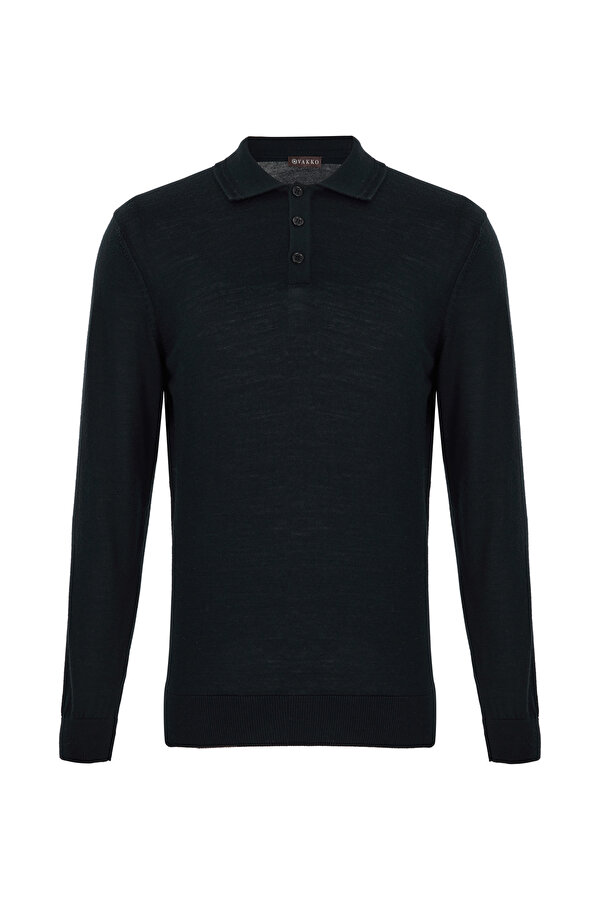 KNITWEAR