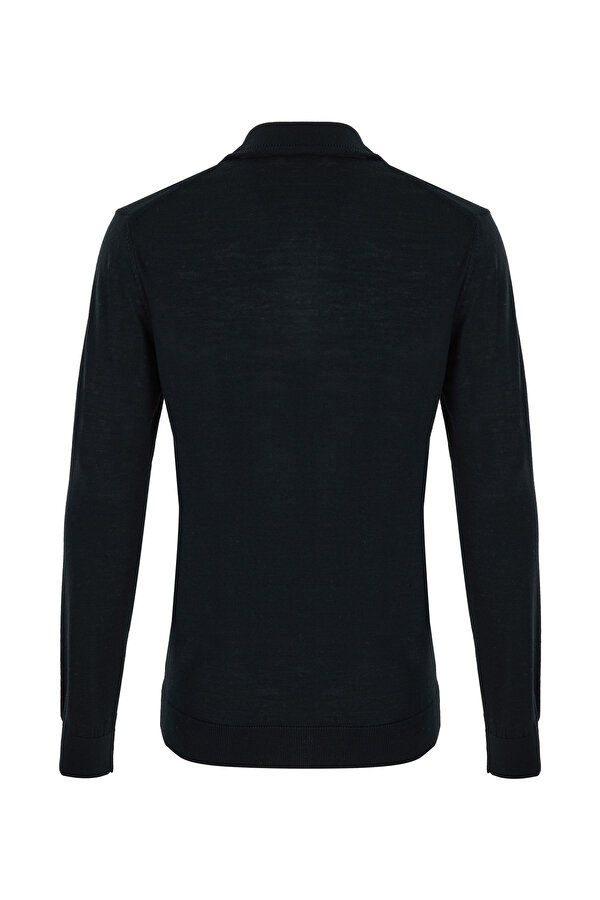 KNITWEAR 2