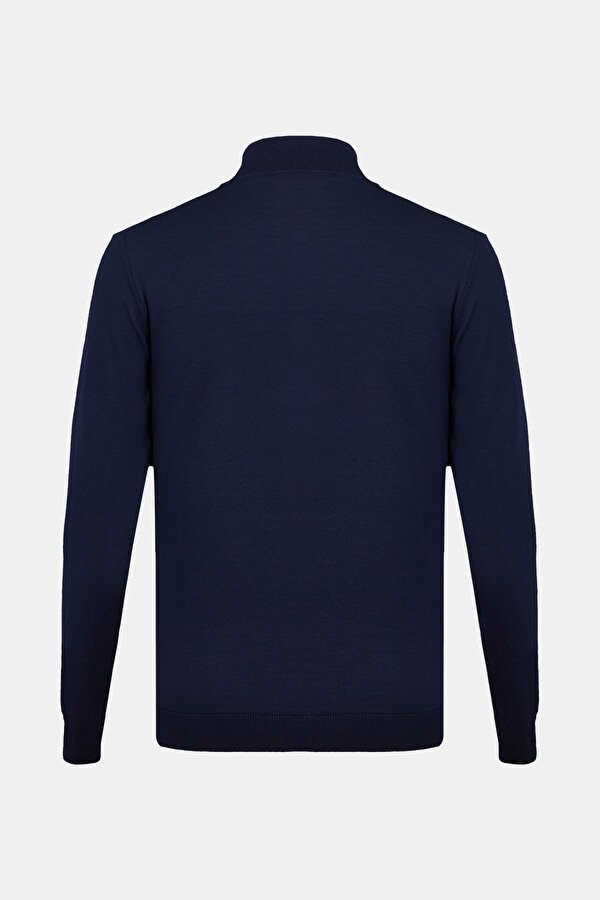 KNITWEAR 2