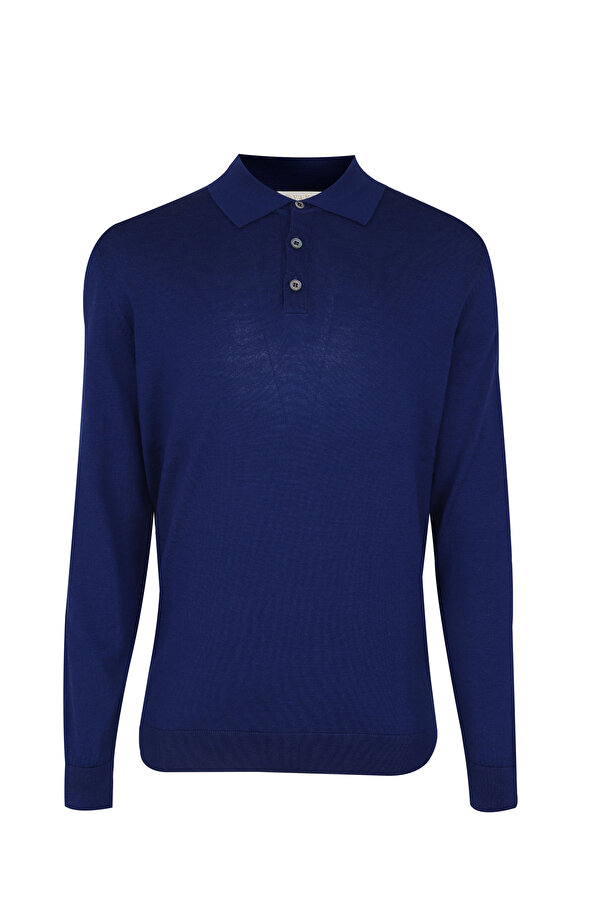 KNITWEAR