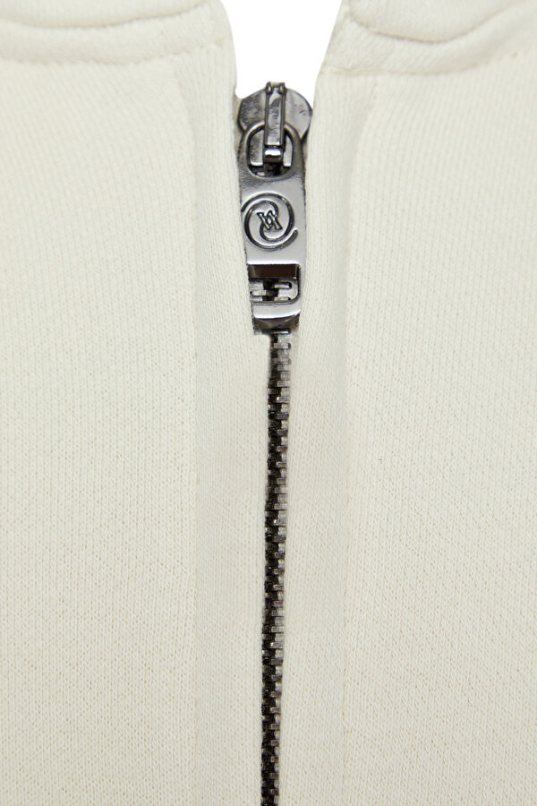 SWEATSHIRT 6
