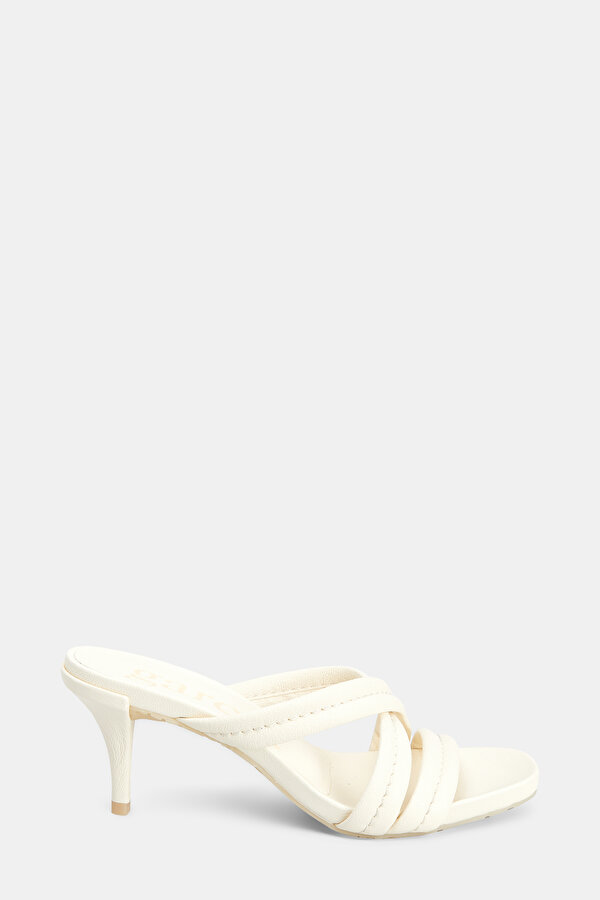 SLIPPER