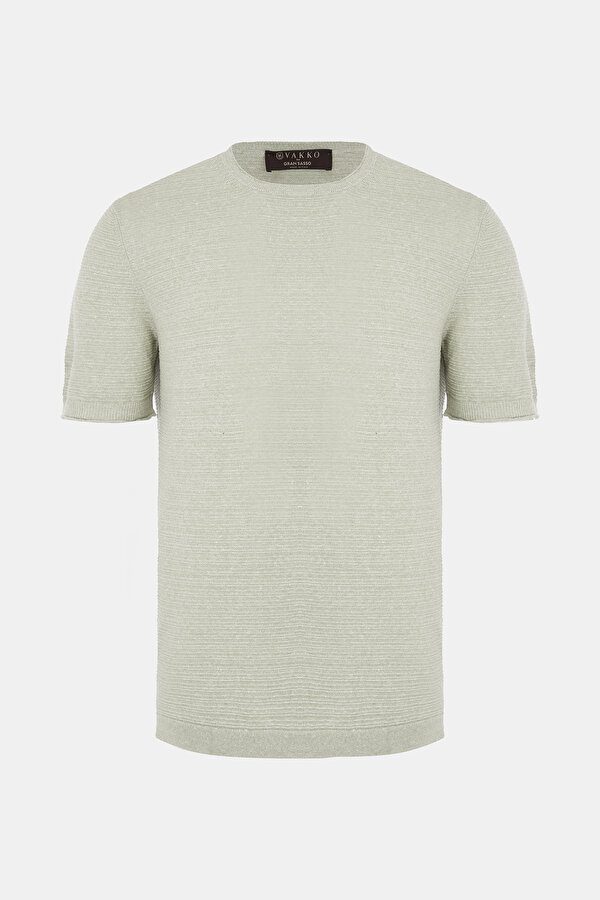 KNITWEAR