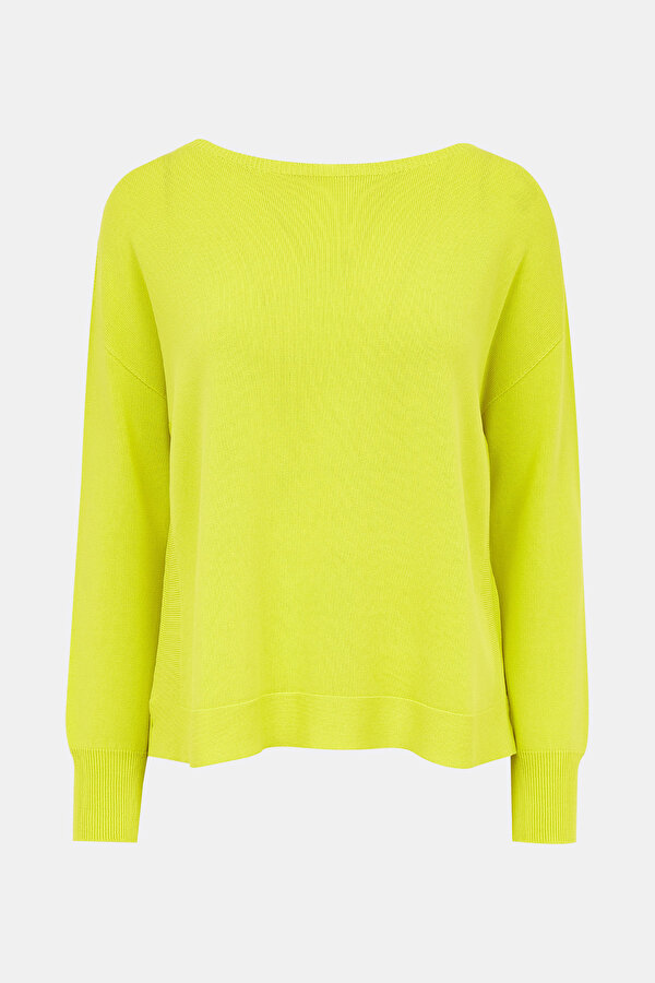 KNITWEAR