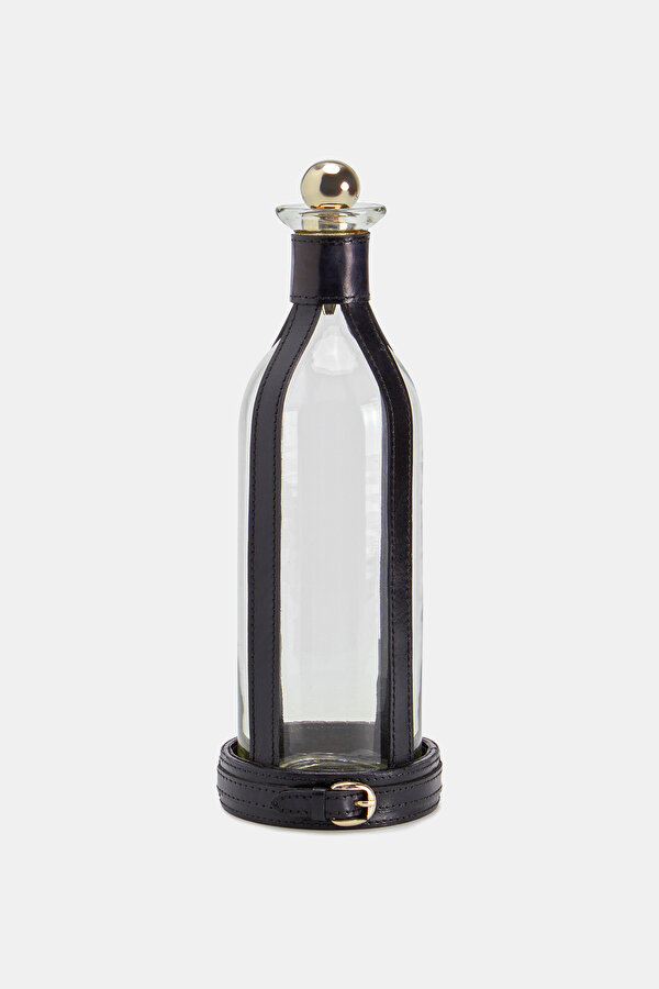 LIQUOR BOTTLE