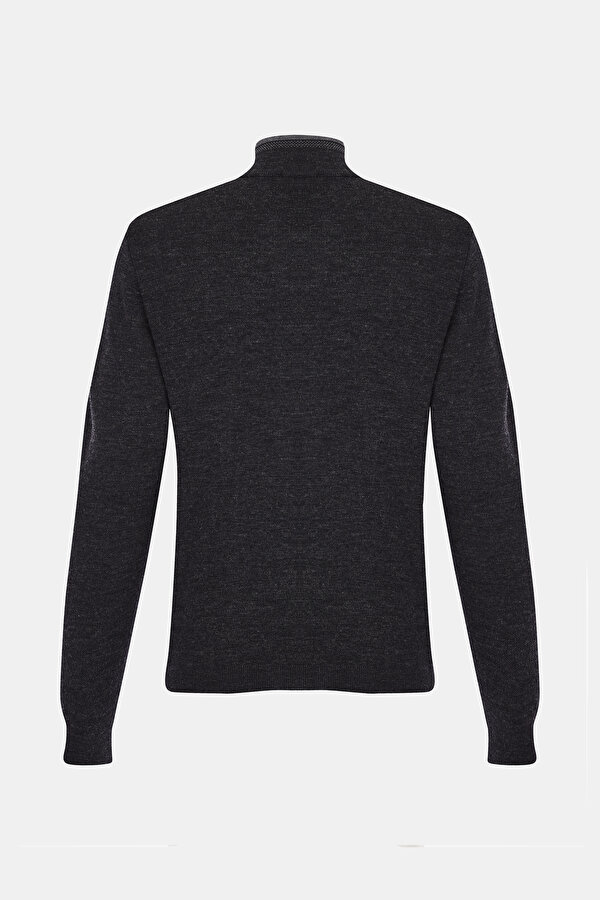 KNITWEAR 2