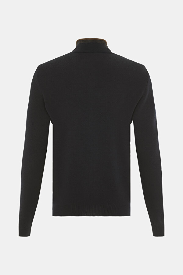 KNITWEAR 2