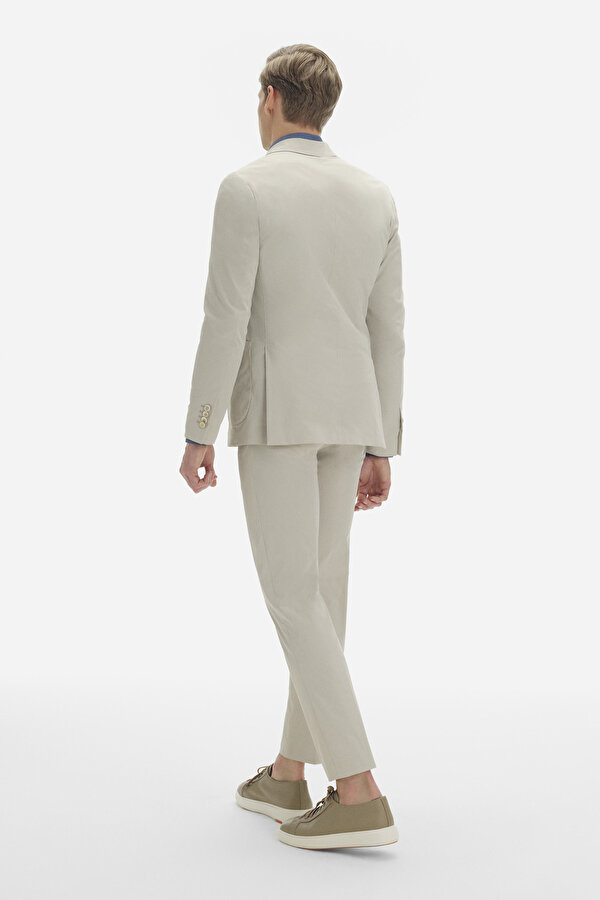 SUIT 2