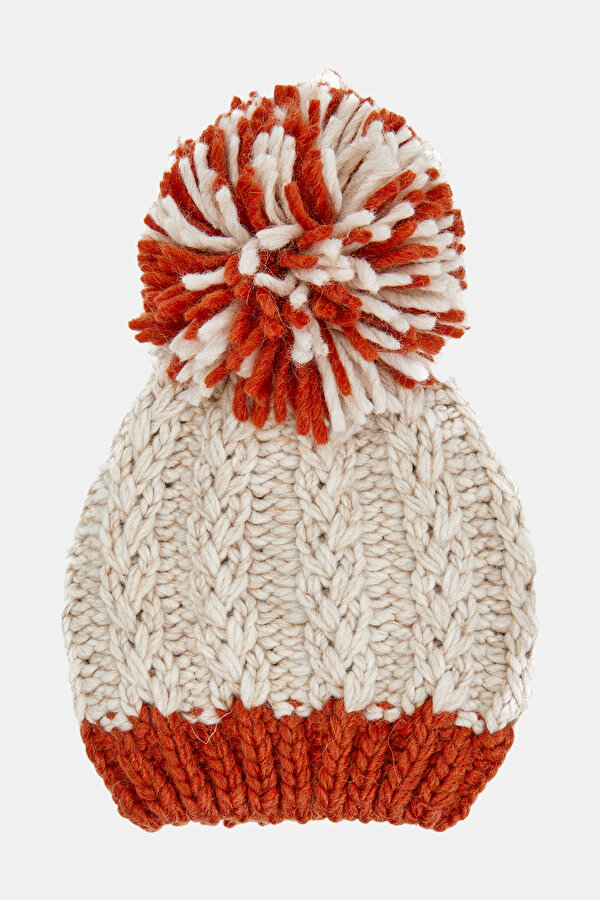 HAT 2