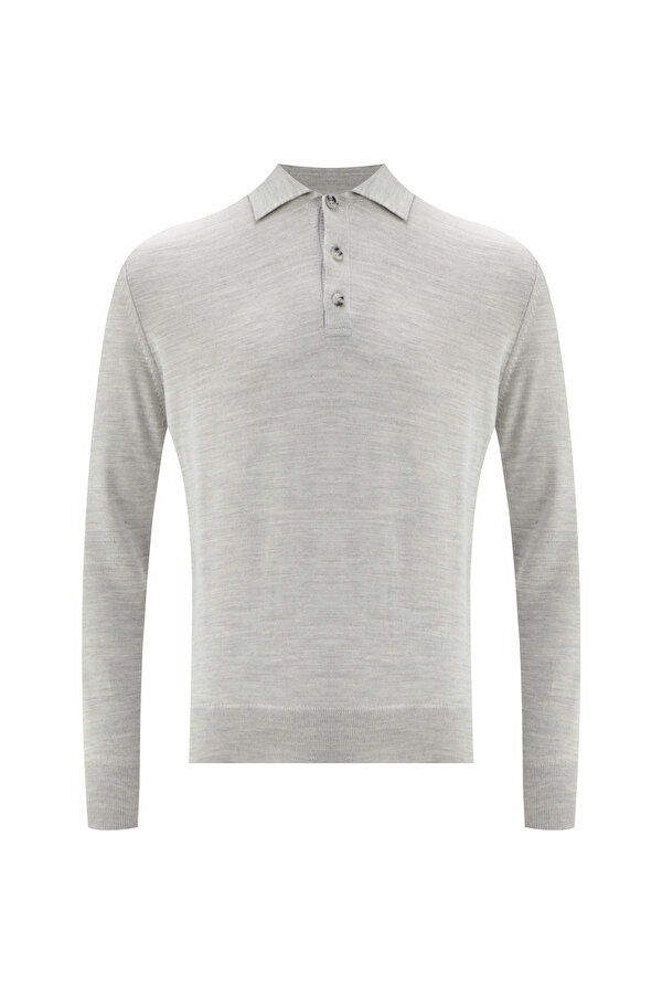 KNITWEAR