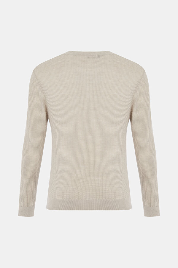KNITWEAR