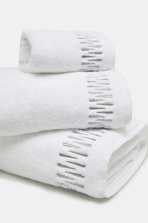 TOWEL 6