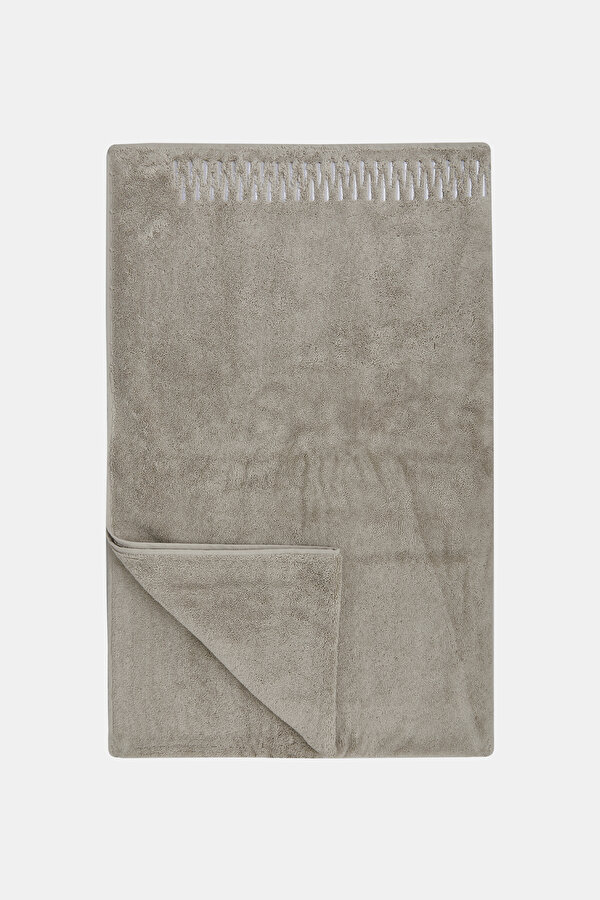 TOWEL 2