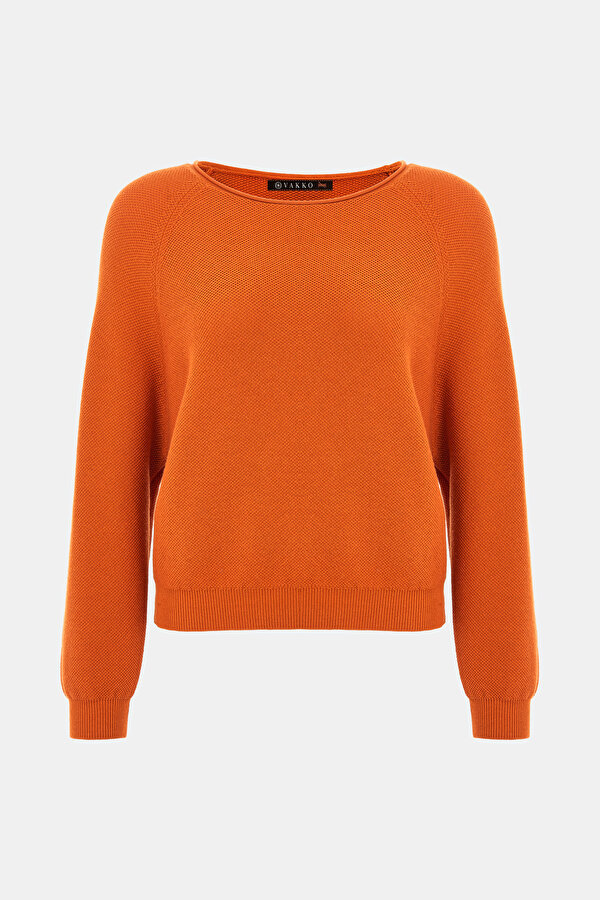 KNITWEAR