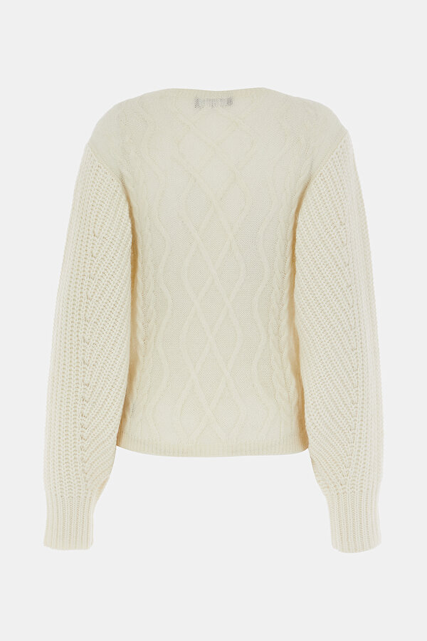KNITWEAR 6