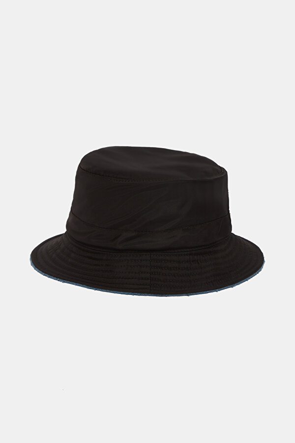 HAT 2