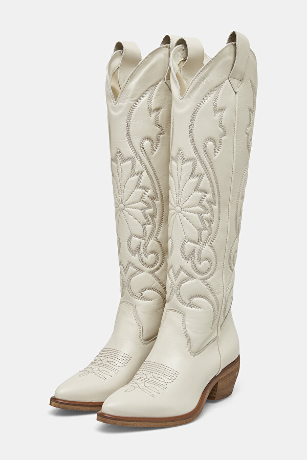 BOOTS 2