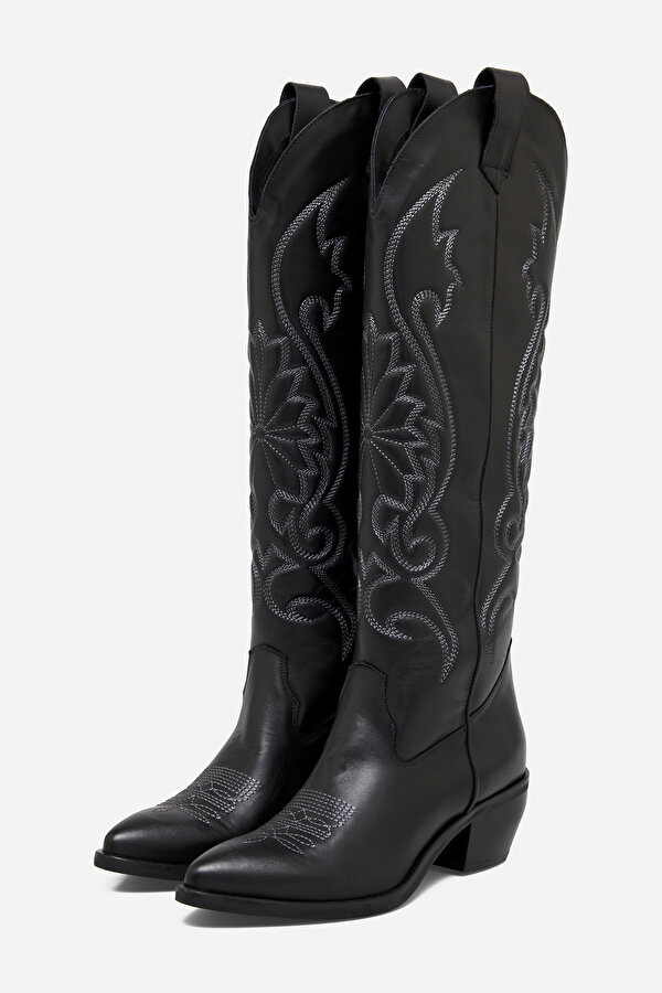 BOOTS 2