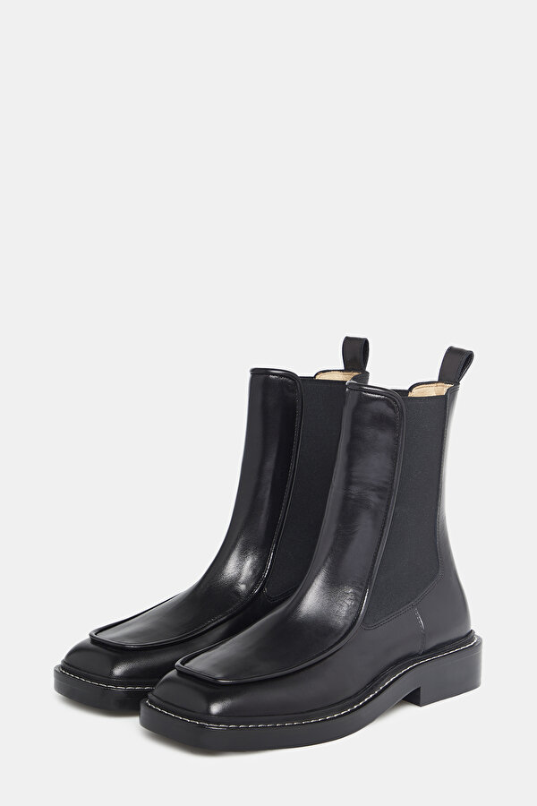 BOOTS 2