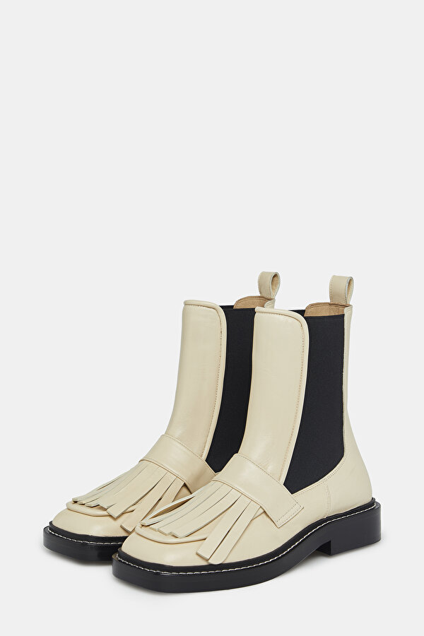 BOOTS 2