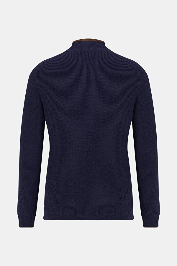 KNITWEAR 2