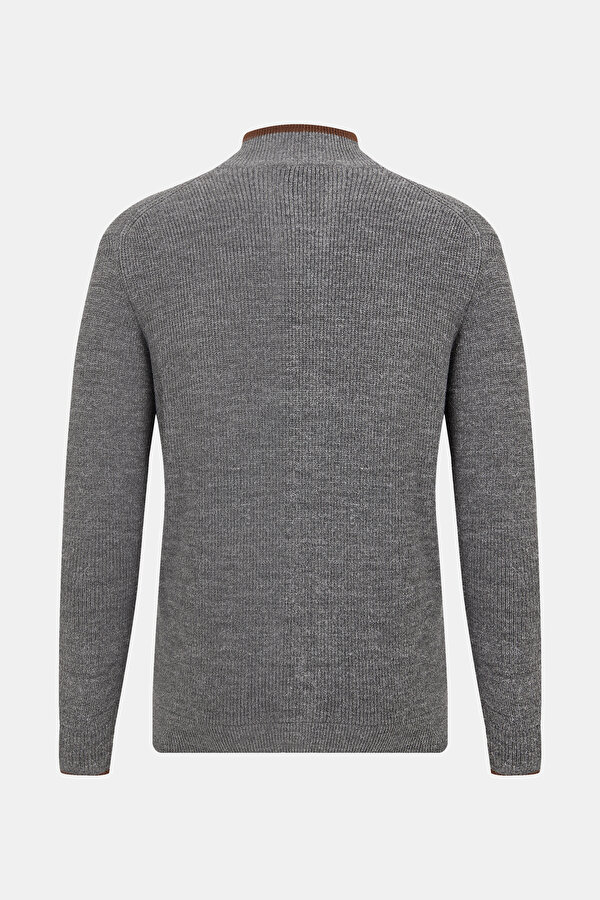 KNITWEAR 2