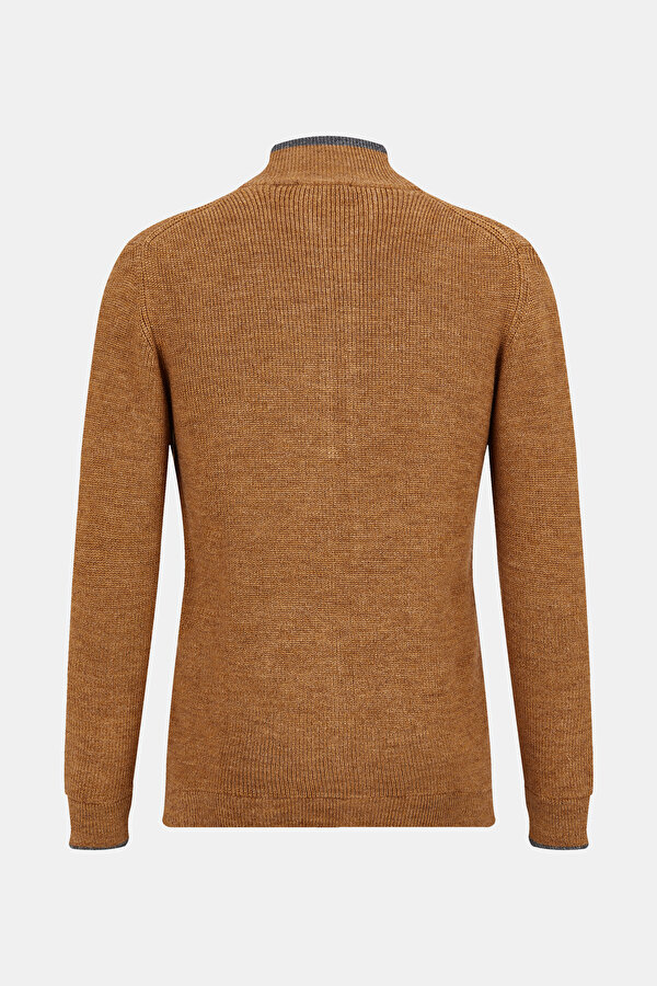 KNITWEAR 2