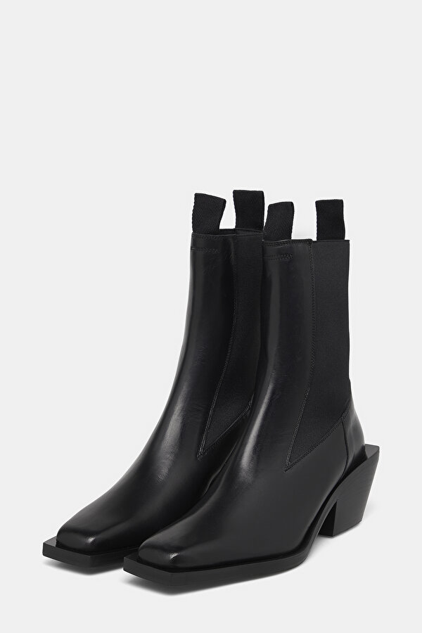BOOTS 2