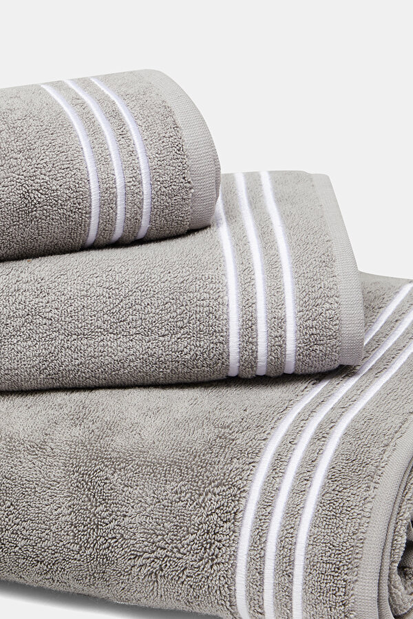 TOWEL 7