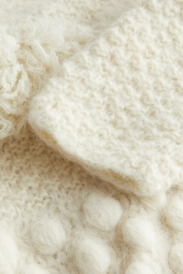 KNITWEAR 7