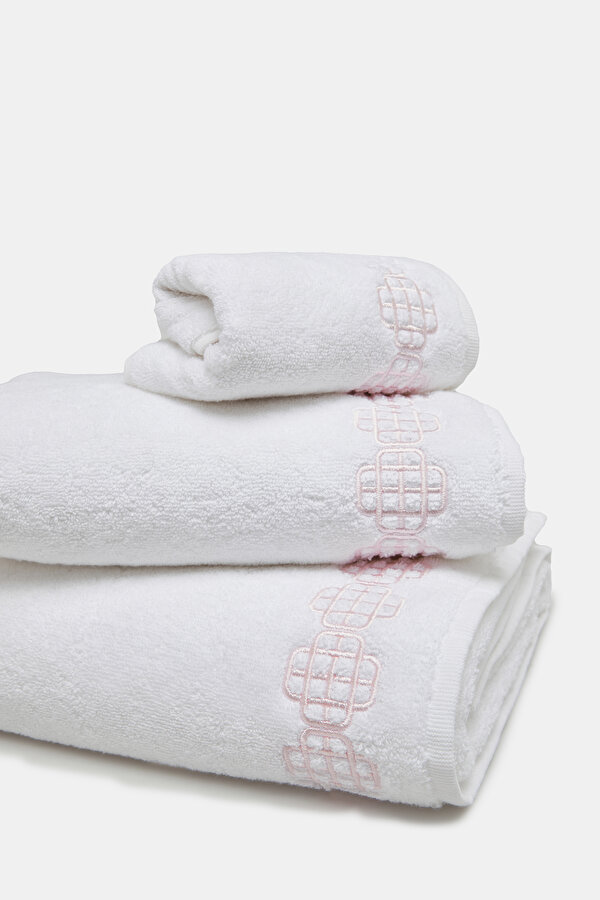 TOWEL 6