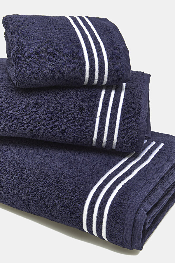 TOWEL 6