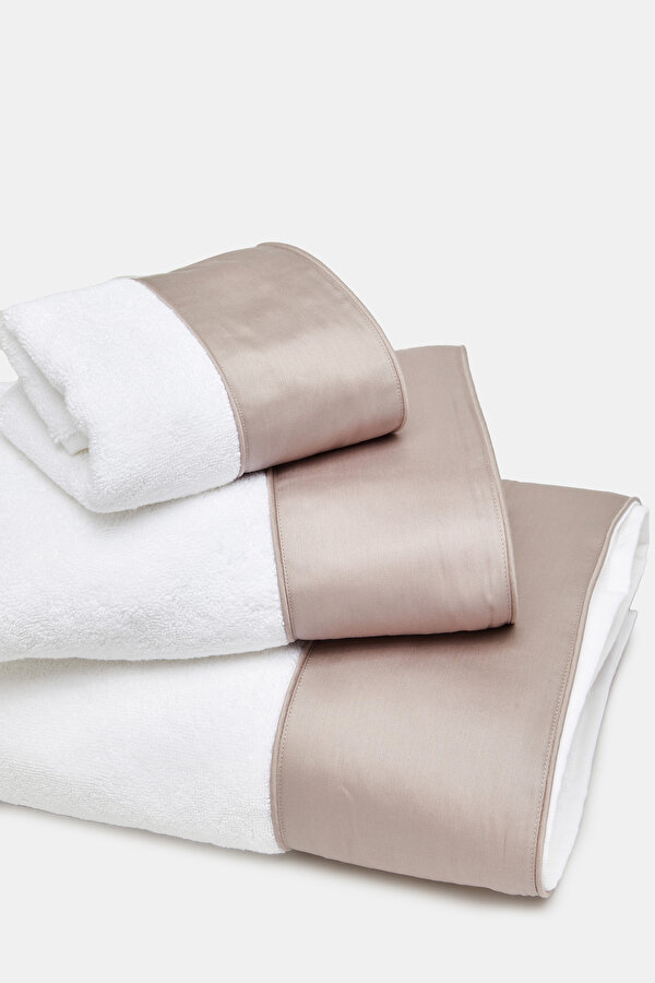 TOWEL 6