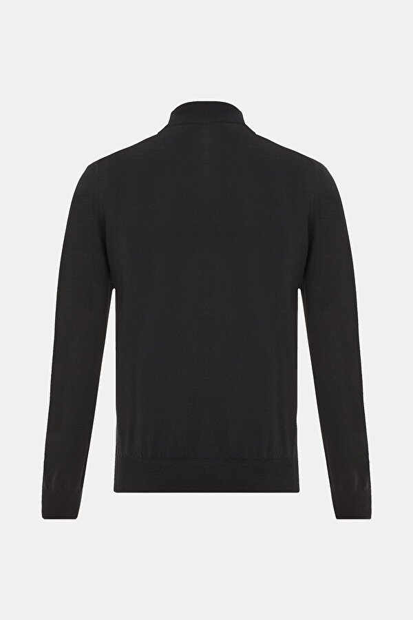 KNITWEAR 2