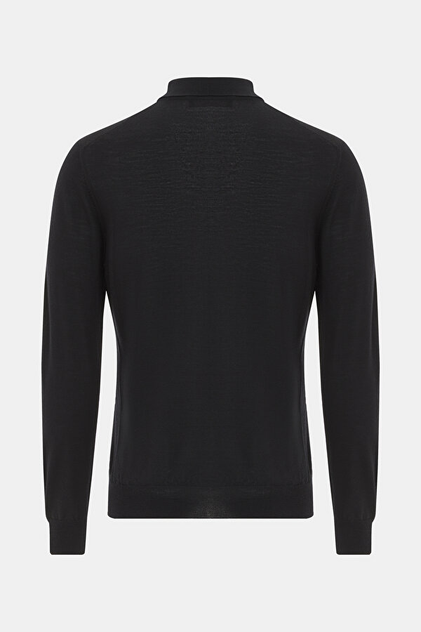 KNITWEAR 2